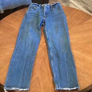 Abercrombie & Fitch The 90s Straight Ultra High Rise Jeans